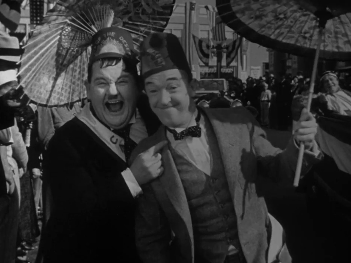 SONS OF THE DESERT movie poster LAUREL & HARDY & CHASE fun CHARACTERS 24X36-PW0 