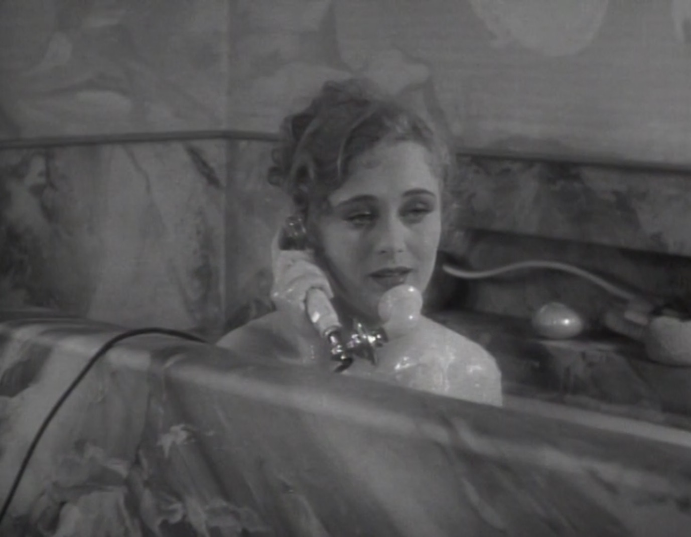 Expensive Women (1931) Review, with Dolores Costello and Warren William image